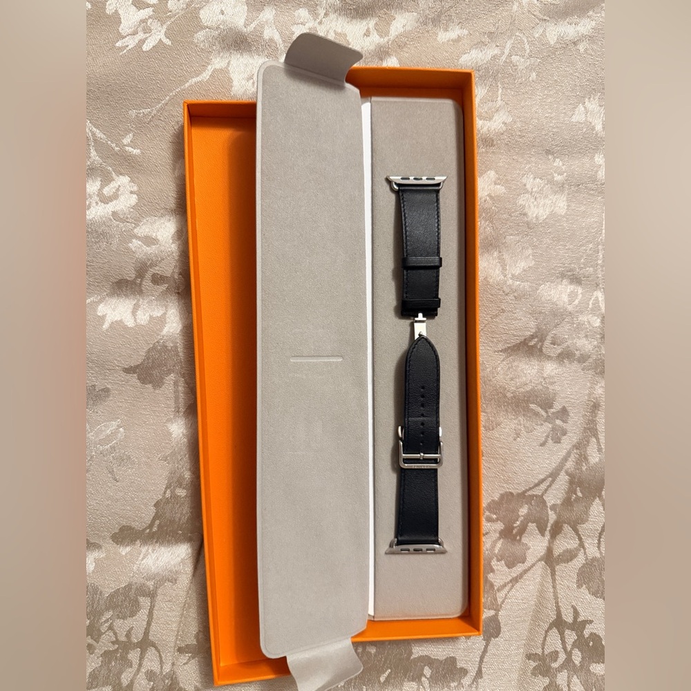 Hermes 45mm Black leather deployment strap